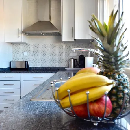 Villa Eltael - Rita Apartment - Warm Pool Until 1 November Apartment *