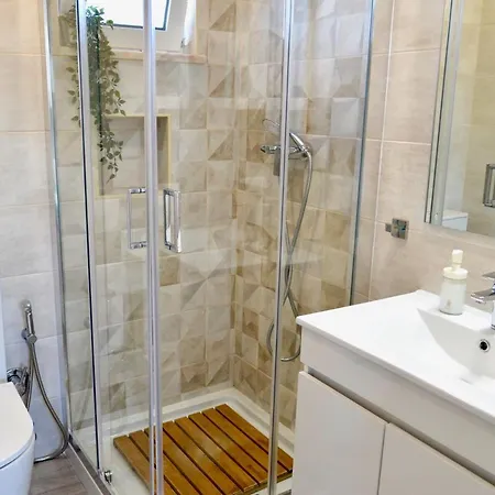 Villa Eltael - Rita Apartment - Warm Pool Until 1 November *