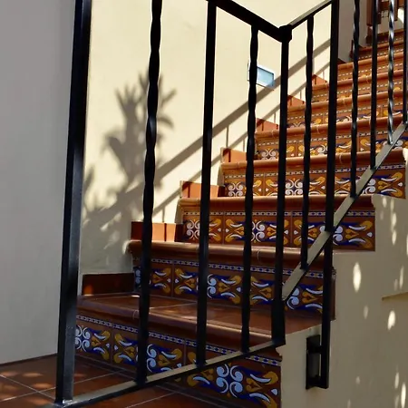 Villa Eltael - Rita Apartment - Warm Pool Until 1 November