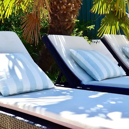 Villa Eltael - Rita Apartment - Warm Pool Until 1 November Apartment